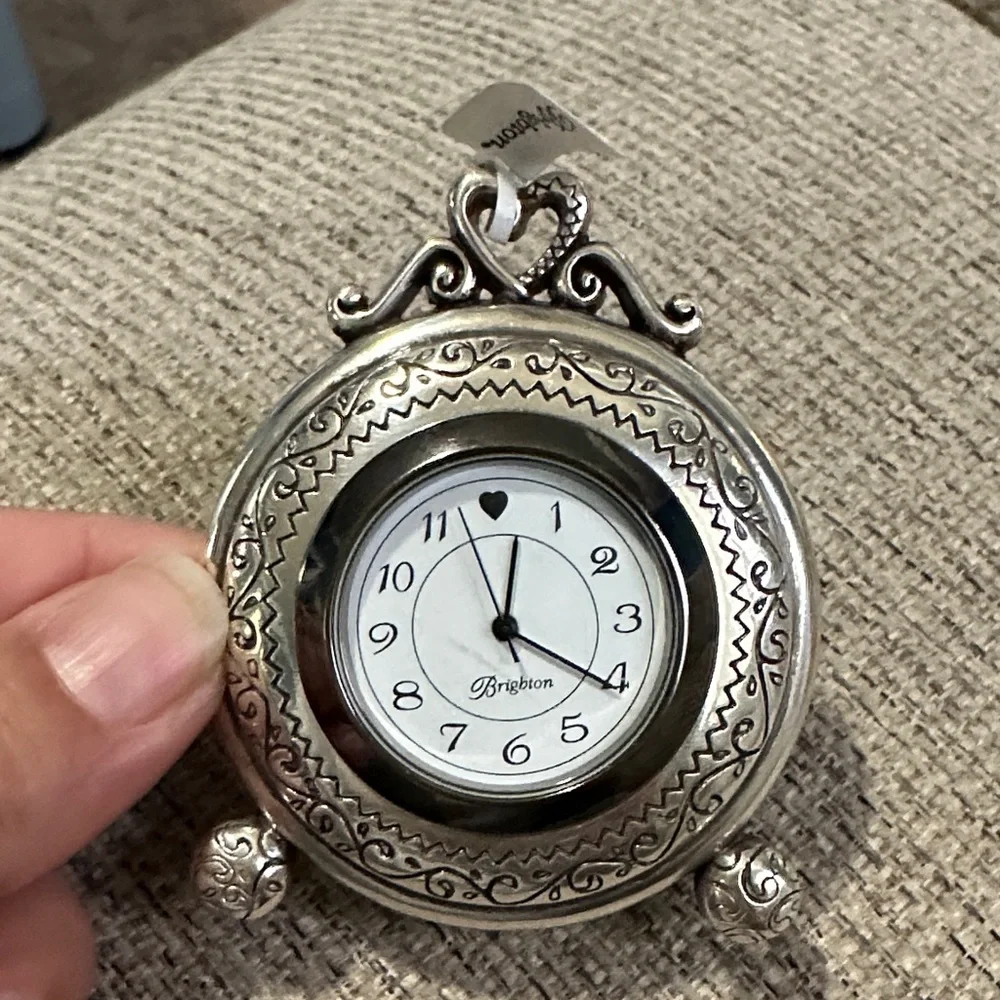 Brighton Memphis Etched Clock
